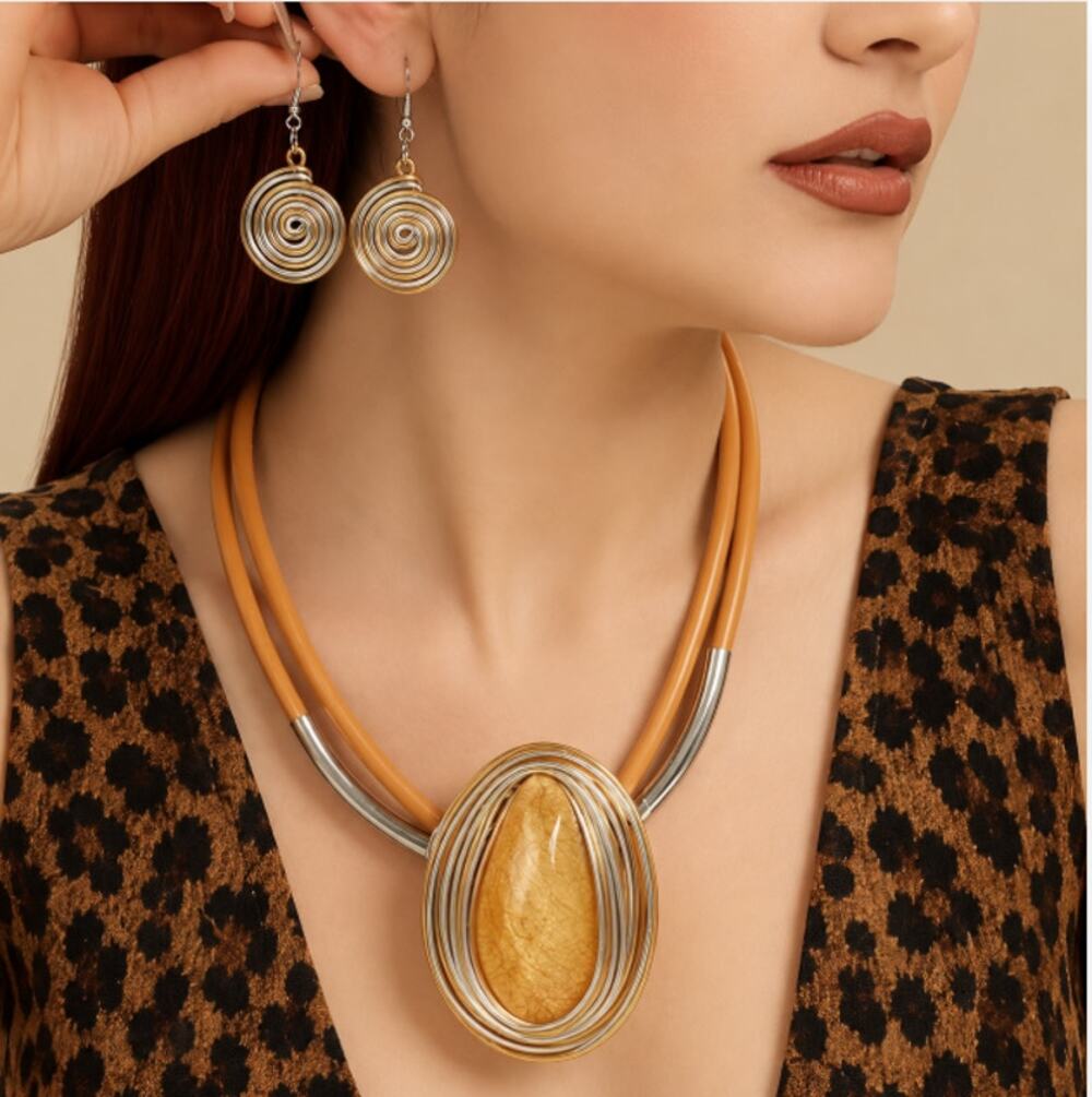 Gorgeous Yellow Tones Pendant Necklace and Earrings Set Silver Tone Metal